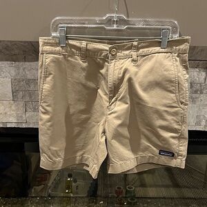 Patagonia Men's Organiz Cotton Khaki Flat Front Shorts size 32
